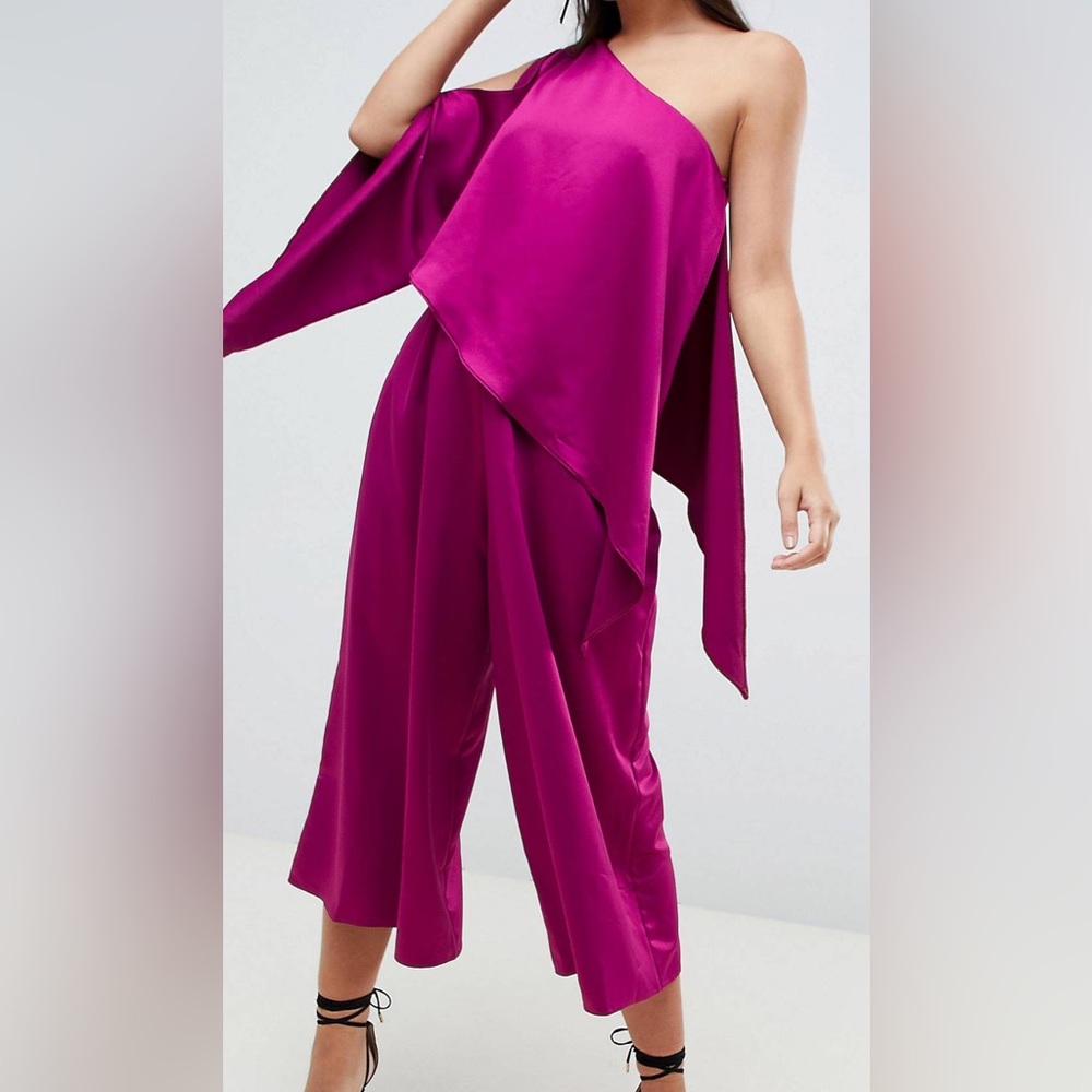 Jumpsuit one shoulder